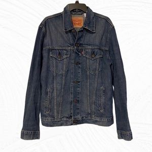Levi’s Button Down Denim Shacket